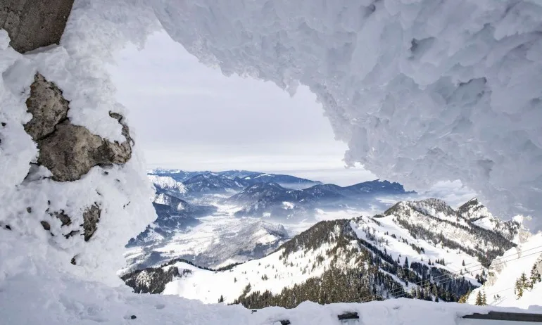 С благословията на швейцарските еколози – в Алпите строят най-високия лифт в Европа - Tribune.bg