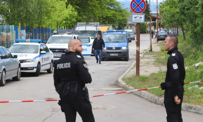Фалшив сигнал за бомба евакуира детска градина в София (Допълнена) - Tribune.bg