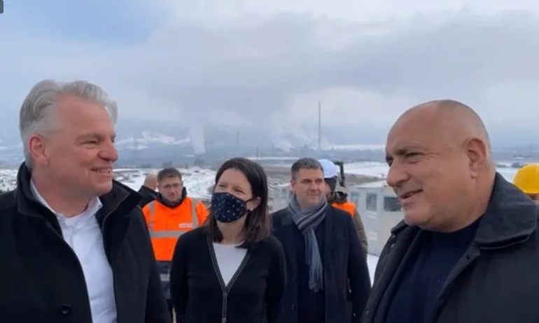 Борисов инспектира напредъка по разширението на газопреносната система - Tribune.bg