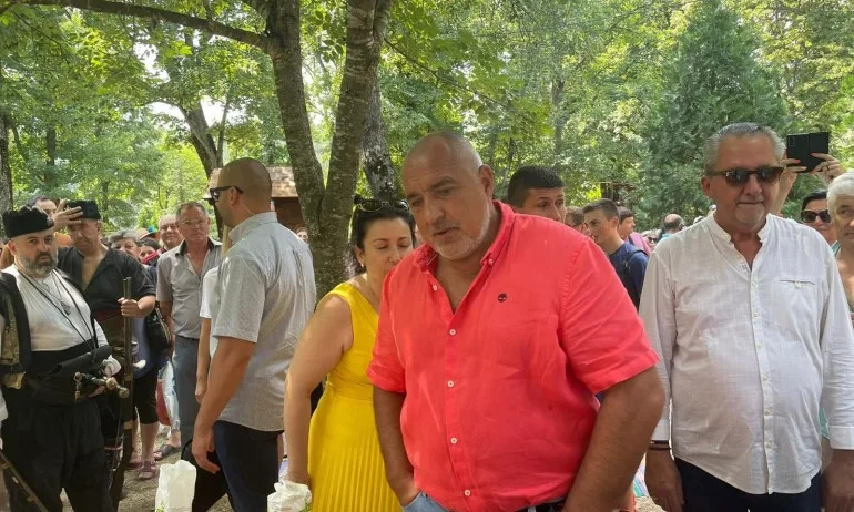 Борисов във Фейсбук: За войната между партиите и омразата в обществото е виновен Румен Радев - Tribune.bg