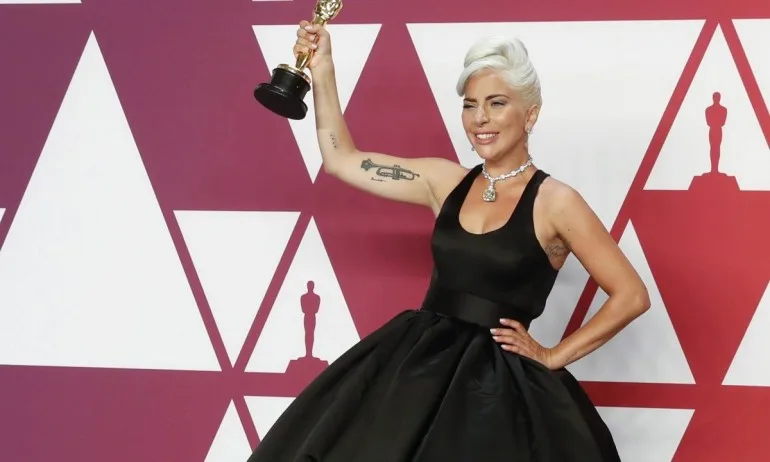 Онлайн концертът на Лейди Гага за лекарите събра 127 млн. долара - Tribune.bg