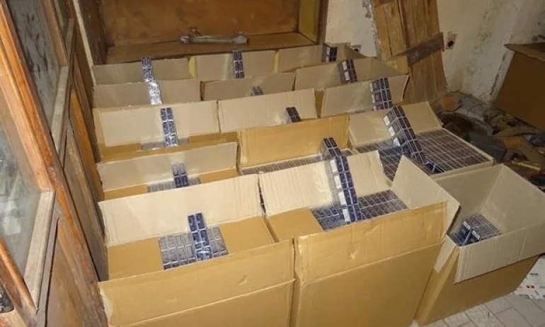 Разбиха склад за цигари без бандерол - Tribune.bg