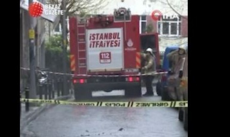 Евакуация в жилищен район на Истанбул след взрив на място с високоволтови кабели (ВИДЕО) - Tribune.bg