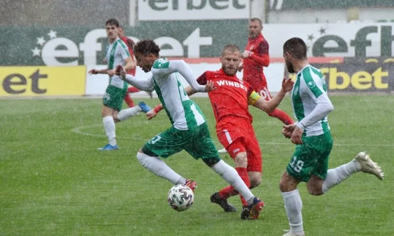 Царско село надви Берое, заралии се разделят с Херо - Tribune.bg