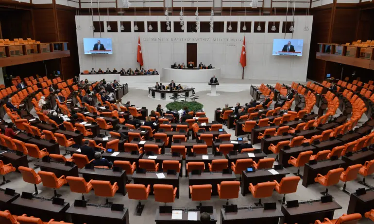 Турският парламент одобри кандидатурата на Швеция за членство в НАТО - Tribune.bg
