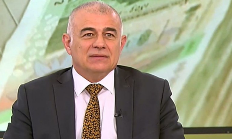 Социалният министър: Доходите се увеличават толкова, че да се компенсира инфлацията - Tribune.bg