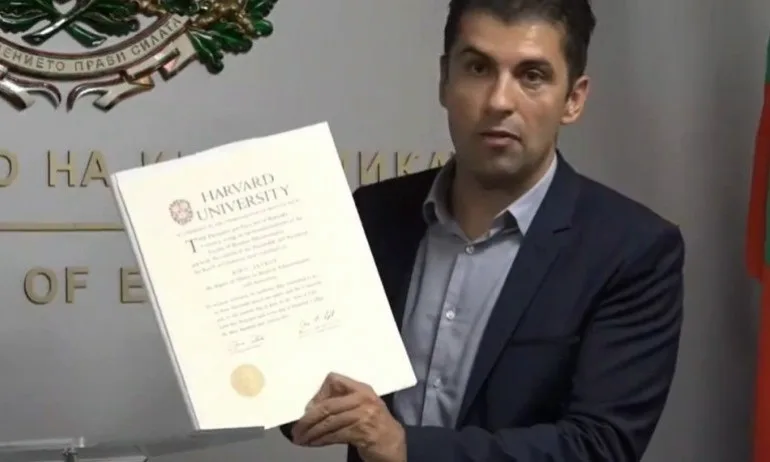 Кирил Петков също поиска актуализация на бюджета, нямало пари - Tribune.bg