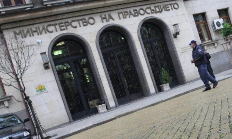 Ескалира домашното насилие: Министерството на правосъдието предлага редица изменения в закона - Tribune.bg