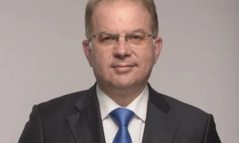 Радомир Чолаков: От 12 години ГЕРБ строи, а всички останали разрушаваха България безмилостно - Tribune.bg