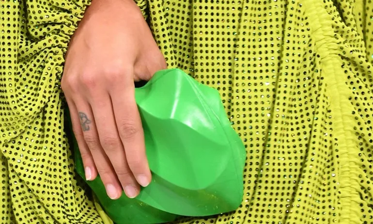 Парижката седмица на модата се провежда за пръв път онлайн - Tribune.bg