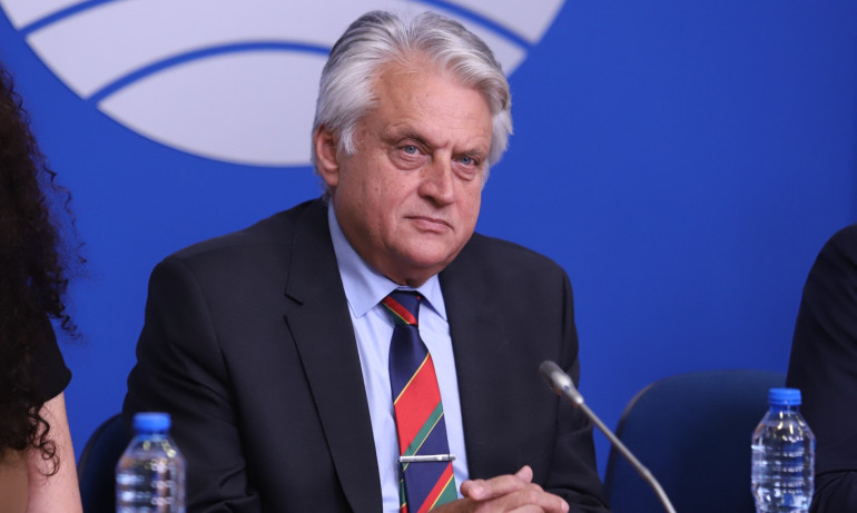 С номинацията на Бойко Рашков за председател, Кирил Петков готви ликвидирането на КПКОНПИ - Tribune.bg