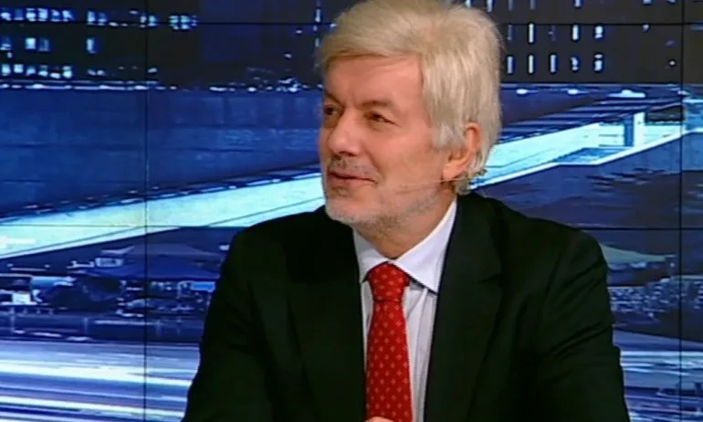 Валентин Михов: Трябват зали и стадиони – министър Кралев задвижи нещата - Tribune.bg