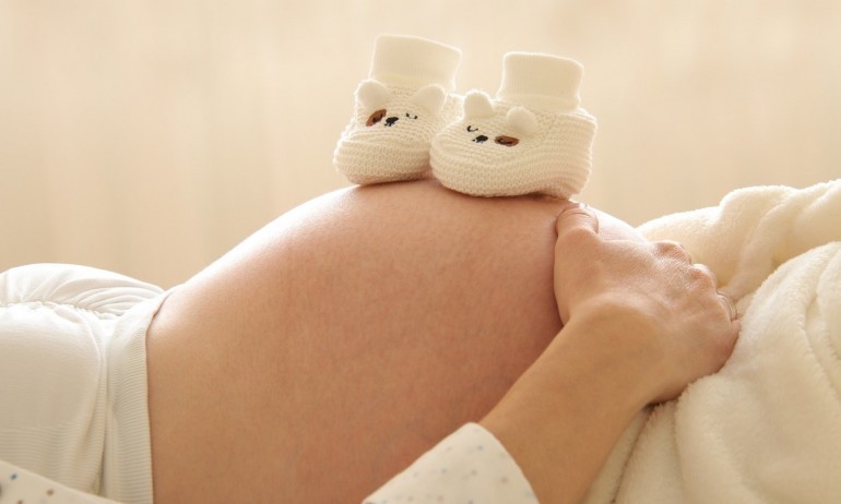 Пациенти: Здравното министерство да осигури хепарин за бременните жени - Tribune.bg