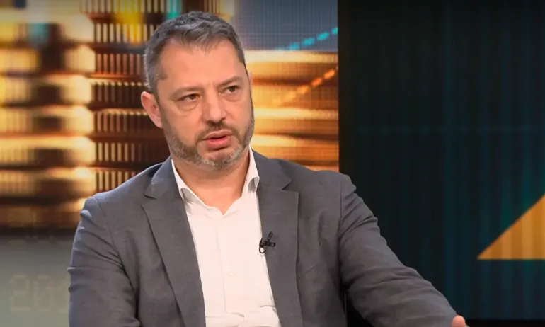 Делян Добрев: Бюджетът е предизвикателство. Има и плюсове и минуси - Tribune.bg