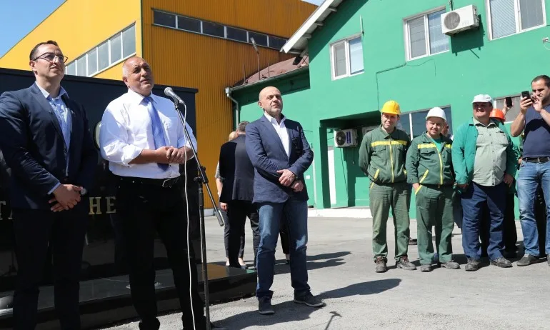 Борисов пред поредния нов завод: Това няма да ми го прости Корнелия - Tribune.bg