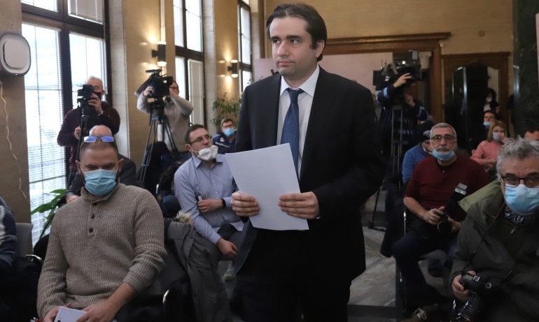 Божидар Божанов: Здравната карта ще бъде част от личната - Tribune.bg