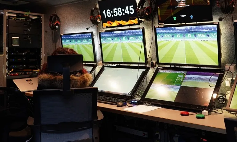 БФС планира обучение на съдиите за работа с ВАР - Tribune.bg