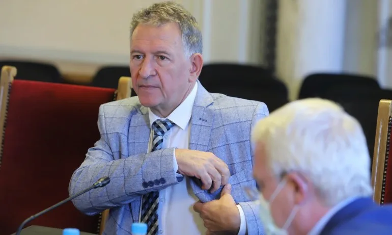 Кацаров отговори на прокуратурата и попита дали разследват фалшивите COVID-сертификати - Tribune.bg