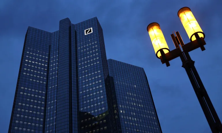 Германската прокуратура извърши обиски в Deutsche Bank заради съмнения за пране на пари - Tribune.bg