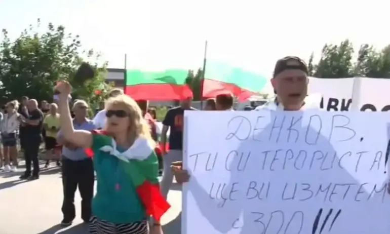 Лозарите подкрепиха зърнопроизводителите в Бургаска област - Tribune.bg