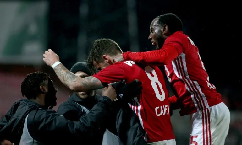 ЦСКА срази Берое с два гола след почивката - Tribune.bg