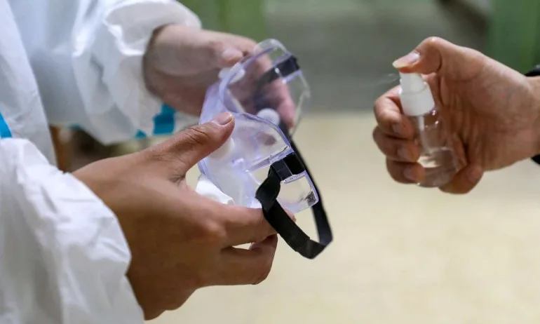 Китайските лекари откриха начин за лечение на заразените - Tribune.bg