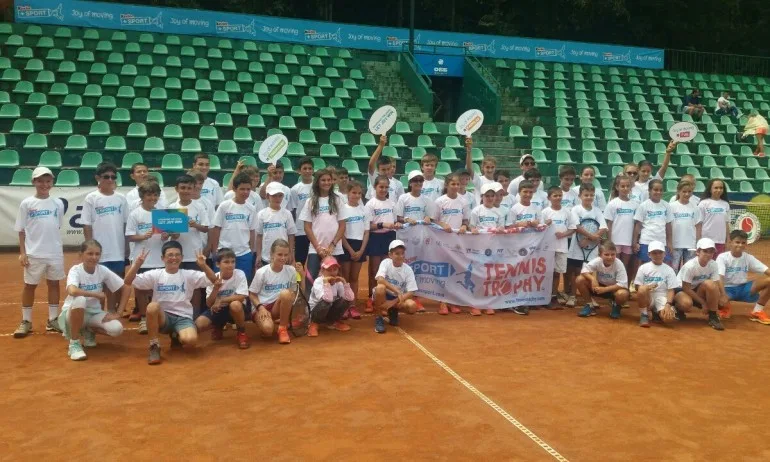 Оспорвани мачове и много настроение на Мастърса от веригата Kinder+ Sport на Националния ОББ тенис център - Tribune.bg