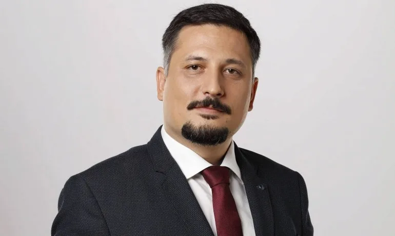 Кмет от БСП възстановява паметник на ремсисти в София - Tribune.bg