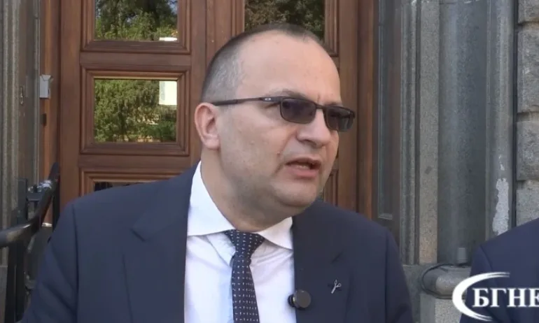 Мартин Димитров: Дефицитът да бъде ограничен до 3% още 2026 г. - Tribune.bg