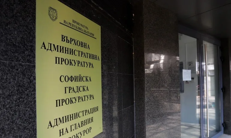 Разбиха международна група за финансови измами, заловени са тарторите - Tribune.bg