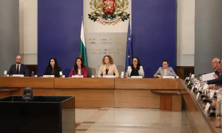 НСТС обсъжда повишаване на линията на бедност през 2024 г. - Tribune.bg