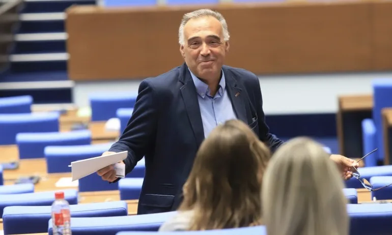 Кутев: Слави не е имал желание да управлява, попадна в ситуацията по погрешка - Tribune.bg