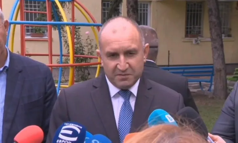 Нервният Радев пак пробва да провокира Борисов – заговори за полата на Цецка Цачева - Tribune.bg