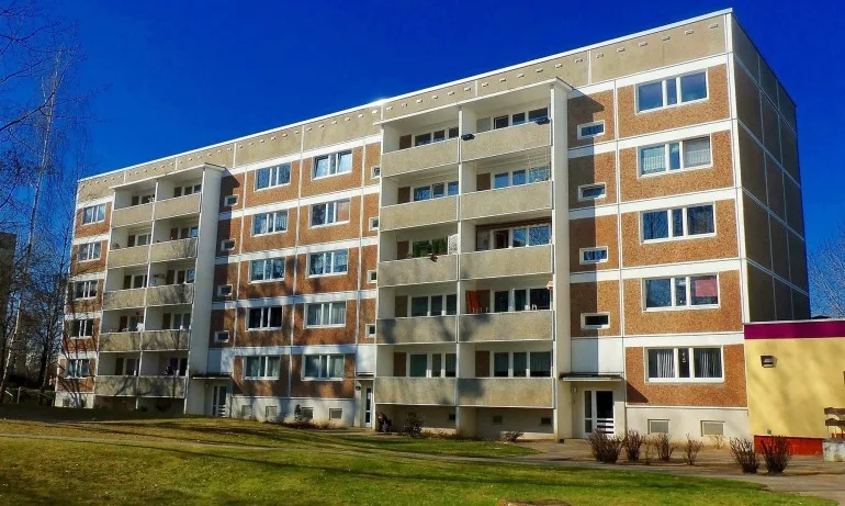 МРРБ: 703 978 жилищни сгради имат нужда от саниране - Tribune.bg