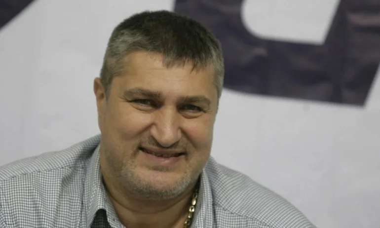 Любо Ганев при националите в Италия, прочете им писмо от Красен Кралев - Tribune.bg