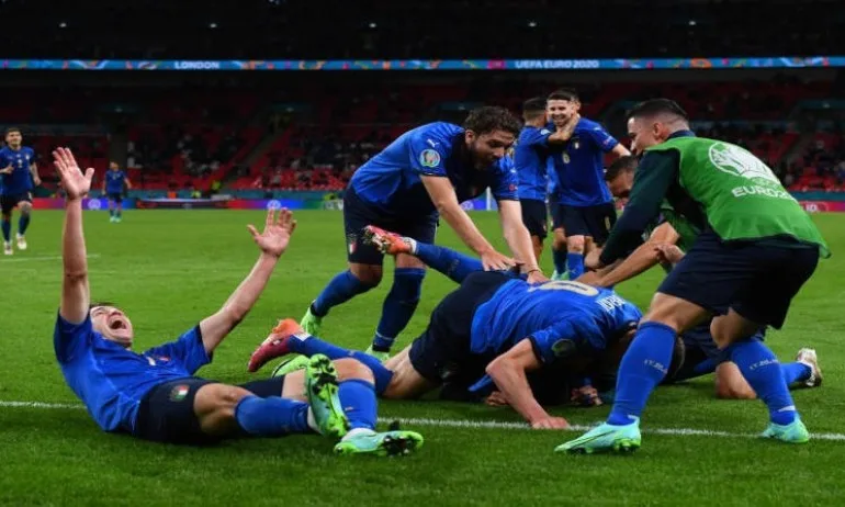 Италия надви Австрия и си осигури място на четвъртфиналите - Tribune.bg