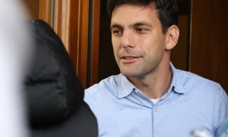 Въпреки изборната загуба: ПП предлагат Никола Минчев за шеф на парламента - Tribune.bg