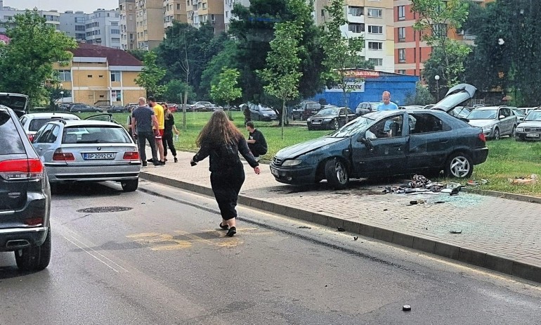 Верижна катастрофа блокира столичния бул. Александър Малинов - Tribune.bg