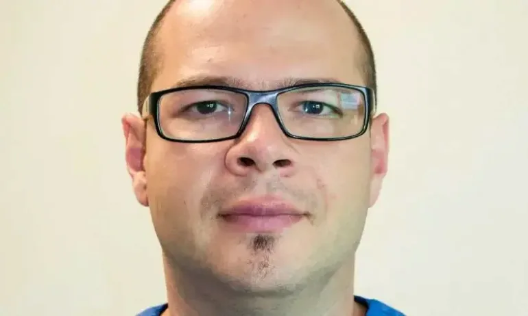 Съдов хирург от болница в Стара Загора е лекарят, оказал първа помощ на ранените на Тракия - Tribune.bg