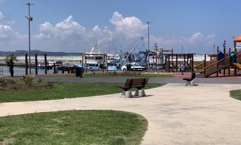 Училищата ще кандидатстват на два етапа за участие в програмата за безплатни летни почивки - Tribune.bg