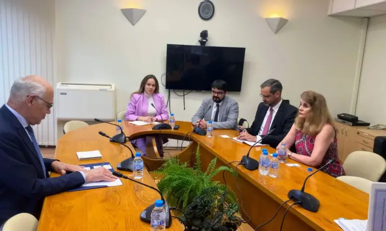 Председателят на КЕВР се срещна с американския институт за енергийни политики - Tribune.bg