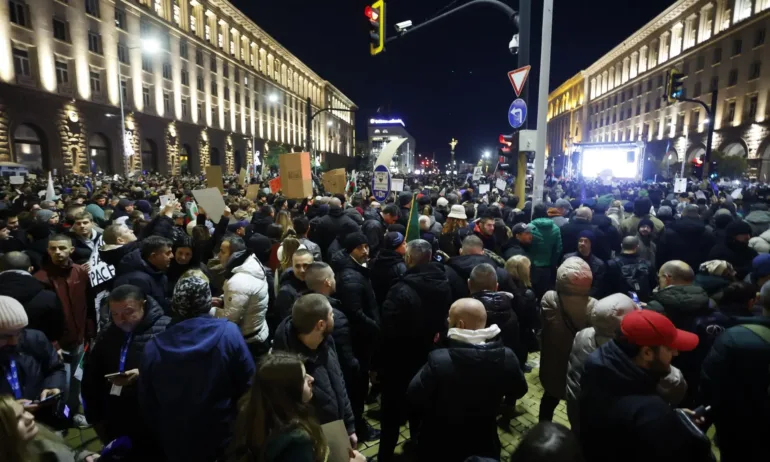Нов антиправителствен протест в София - Tribune.bg