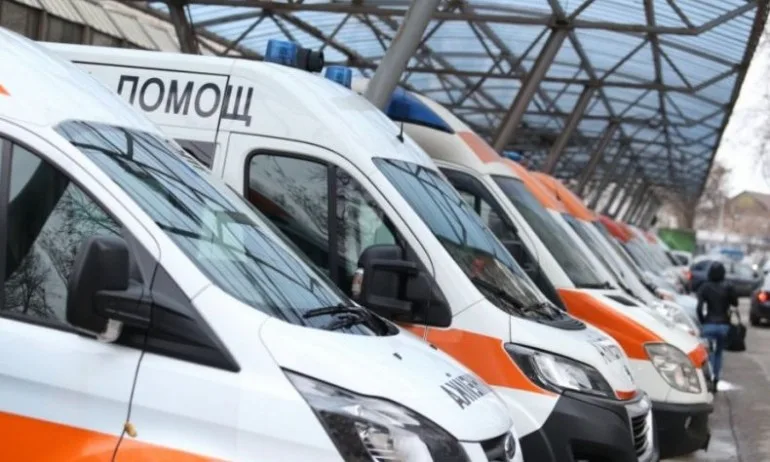 Тежка катастрофа на пътя Бургас-Средец, петима души са ранени - Tribune.bg