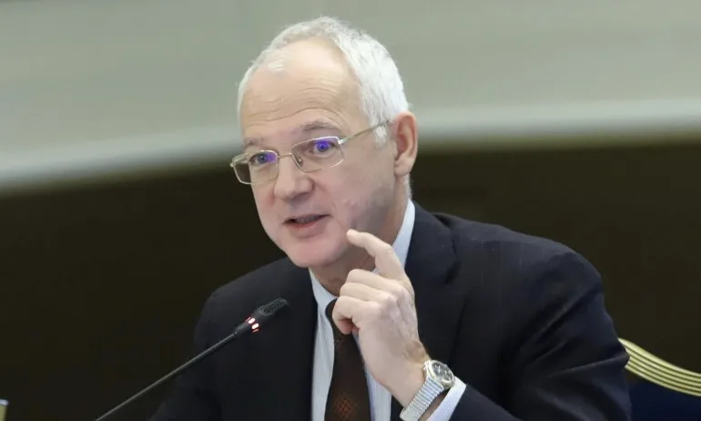 АИКБ с остра позиция, искат незабавно внасяне на Плана за възстановяване - Tribune.bg