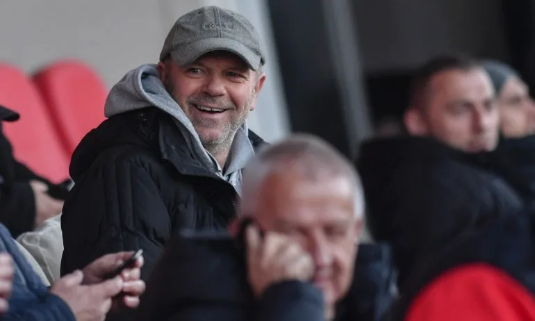 Стойчо Младенов се завръща в родното първенство - Tribune.bg