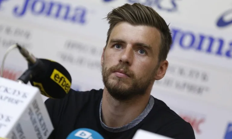 Греъм Кери е играч на кръга - Tribune.bg