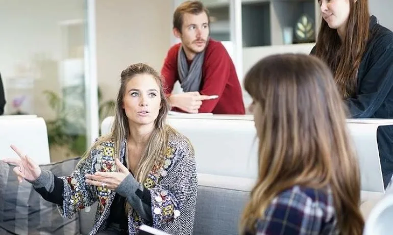 НСИ: На 1000 мъже се падат 1060 жени - Tribune.bg