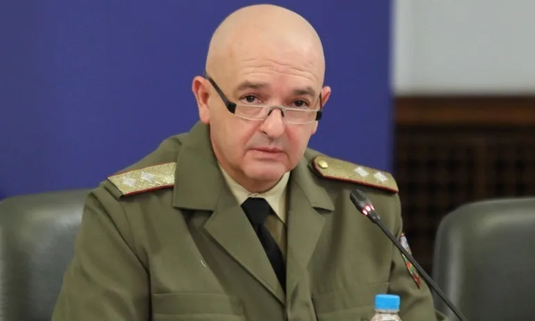Ген. Мутафчийски: Нямаме чудодейно лекарство, но се справяме! - Tribune.bg