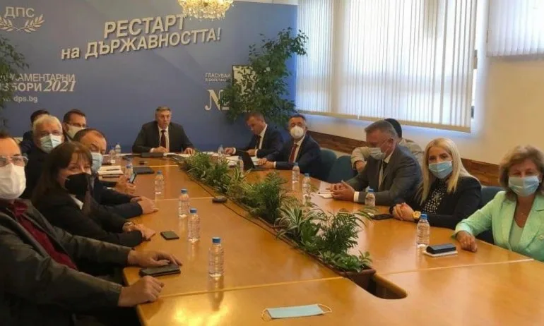 ДПС излиза със свой кандидат за президент - Tribune.bg