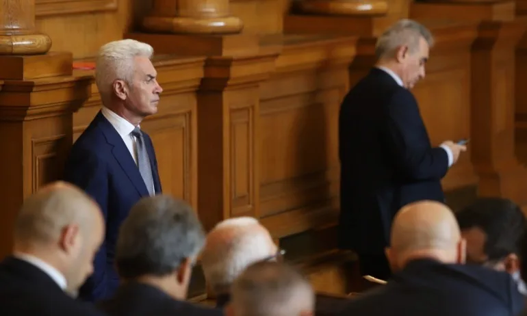 Атака иска Обединени патриоти да бъде заличена от регистрите на НС - Tribune.bg